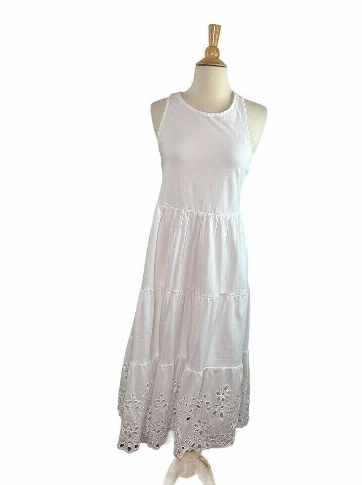 tiered knit maxi dress with eyelet trim